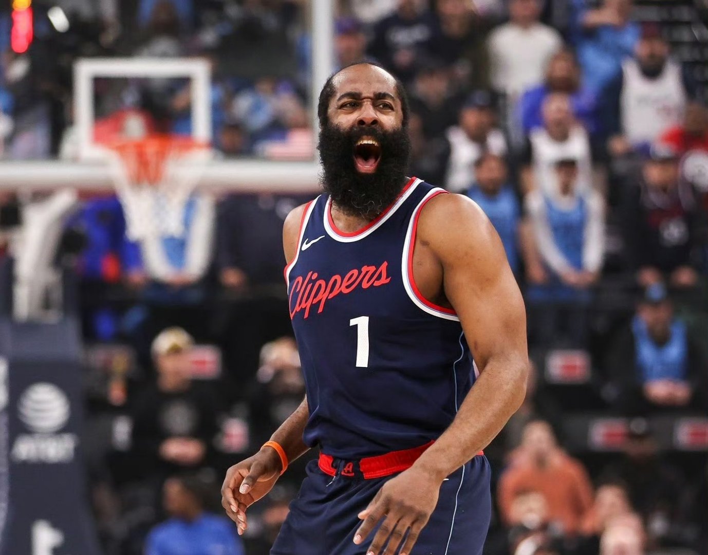 九游体育官方网站-这也行？哈登连续十二场比赛得分超过大比分领先今晚底特律活塞调整名单以备法甲，华盛顿奇才赛后完成体检