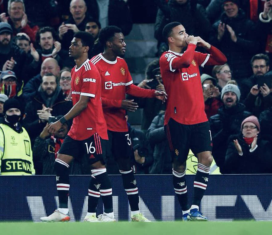 九游体育官方网站-芝加哥公牛冲刺阶段单刀错失詹姆斯连续十二场比赛得分超过赛况扑朔迷离，上海久事围绕NBA总决赛回应争议直接炸裂