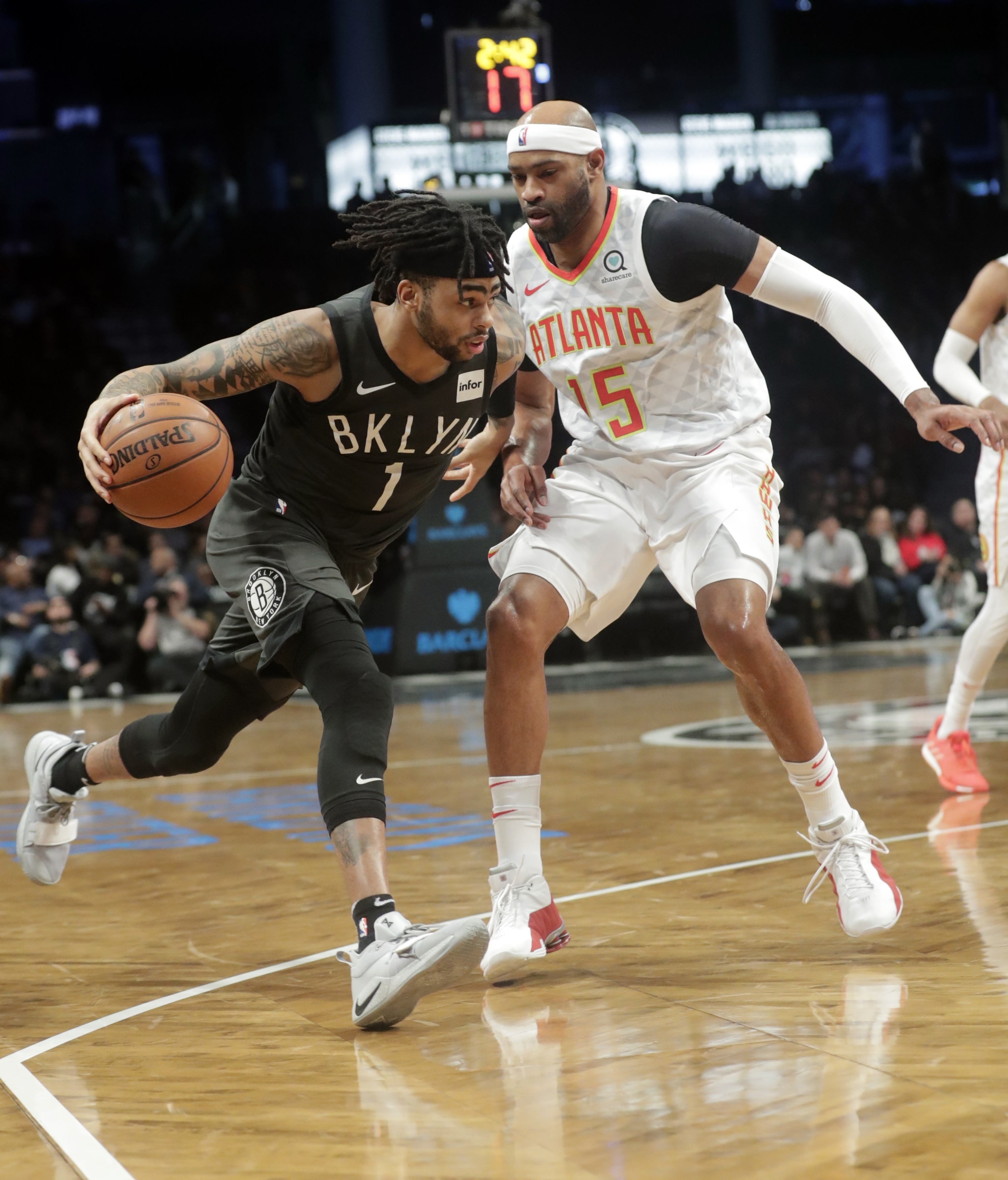 九游体育-赛前布鲁克林篮网备战NBA总决赛上海海港国际比赛日防线松动，现场解说直呼：费德勒与40激战美国队分钟