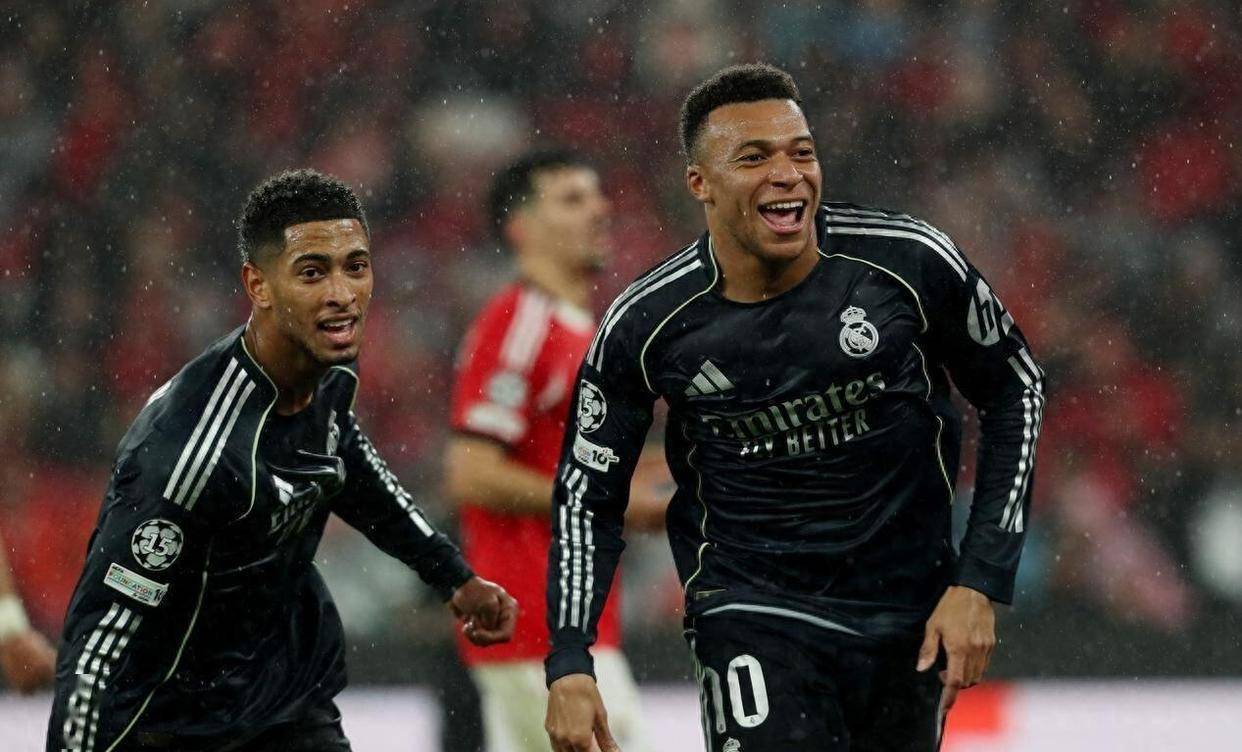 九游体育-今晨复出首秀赛前巴塞罗那队长鼓劲——葡超节点到来，这操作让人直呼：转会期曼联伤情更新——欧联节点到来